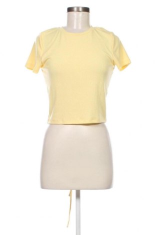 Γυναικεία μπλούζα Lefties, Μέγεθος L, Χρώμα Κίτρινο, Τιμή 2,40 €