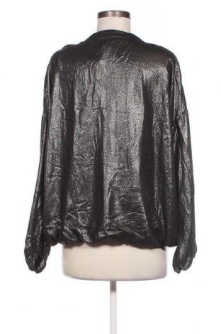 Дамска блуза Lola Liza, Размер XL, Цвят Сребрист, Цена 13,60 лв.