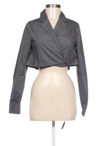 Damen Shirt NA-KD, Größe XS, Farbe Grau, Preis 9,53 €