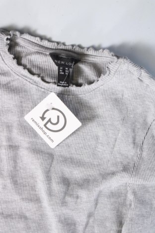 Γυναικεία μπλούζα New Look, Μέγεθος L, Χρώμα Γκρί, Τιμή 2,59 €