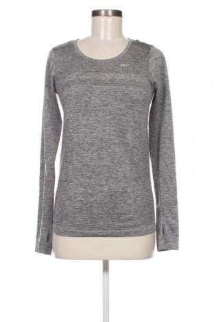 Γυναικεία μπλούζα Nike, Μέγεθος S, Χρώμα Γκρί, Τιμή 11,57 €