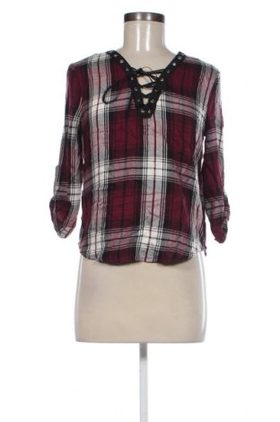 Γυναικεία μπλούζα No Boundaries, Μέγεθος S, Χρώμα Πολύχρωμο, Τιμή 5,88 €