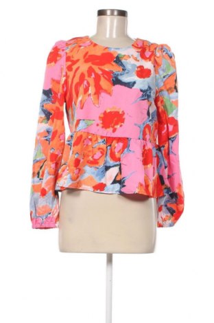 Дамска блуза ONLY, Размер S, Цвят Многоцветен, Цена 19,55 лв.