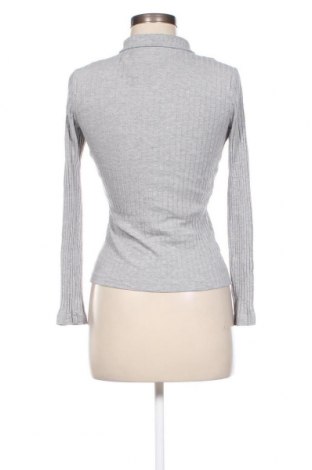 Γυναικεία μπλούζα ONLY, Μέγεθος S, Χρώμα Γκρί, Τιμή 2,47 €