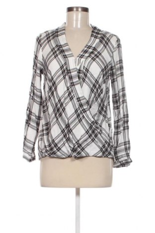 Damen Shirt Orsay, Größe M, Farbe Mehrfarbig, Preis 4,91 €