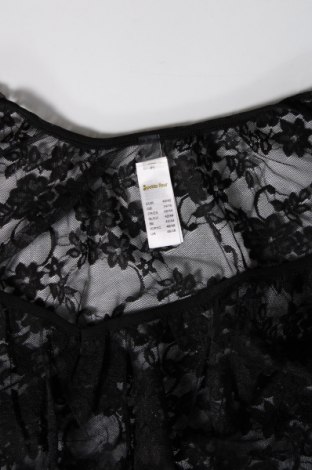 Дамска блуза Petite Fleur, Размер M, Цвят Черен, Цена 15,40 лв.