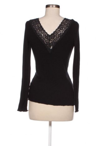 Γυναικεία μπλούζα Pieces, Μέγεθος S, Χρώμα Μαύρο, Τιμή 4,98 €