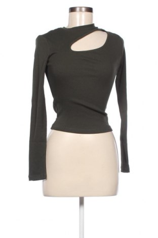 Дамска блуза Pigalle, Размер XS, Цвят Зелен, Цена 31,00 лв.