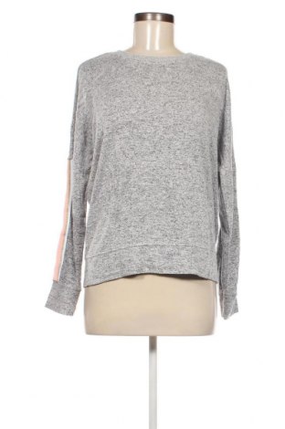 Γυναικεία μπλούζα Pota, Μέγεθος S, Χρώμα Γκρί, Τιμή 2,23 €