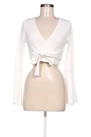 Damen Shirt Pretty Little Thing, Größe XS, Farbe Weiß, Preis 13,22 €