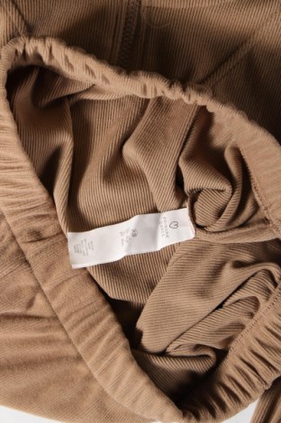 Дамска блуза Primark, Размер XS, Цвят Бежов, Цена 4,94 лв.