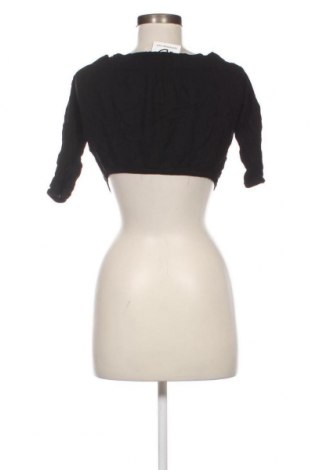 Γυναικεία μπλούζα Pull&Bear, Μέγεθος M, Χρώμα Μαύρο, Τιμή 2,82 €