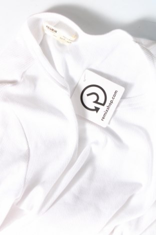 Damen Shirt Pull&Bear, Größe M, Farbe Weiß, Preis € 4,63
