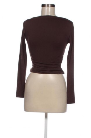 Γυναικεία μπλούζα Pull&Bear, Μέγεθος S, Χρώμα Καφέ, Τιμή 7,99 €