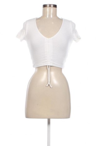 Дамска блуза Pull&Bear, Размер S, Цвят Бял, Цена 7,75 лв.