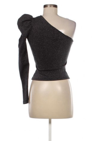 Γυναικεία μπλούζα Pull&Bear, Μέγεθος S, Χρώμα Μαύρο, Τιμή 2,35 €