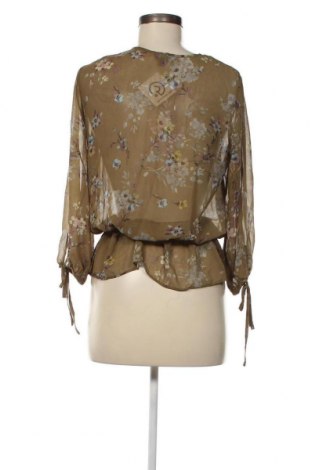 Дамска блуза Reserved, Размер M, Цвят Многоцветен, Цена 10,83 лв.