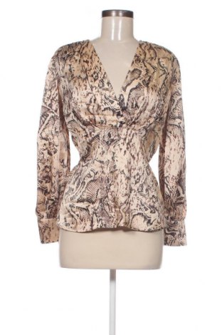 Damen Shirt River Island, Größe XS, Farbe Mehrfarbig, Preis 4,73 €