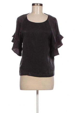 Damen Shirt Saint Tropez, Größe S, Farbe Grau, Preis € 10,46