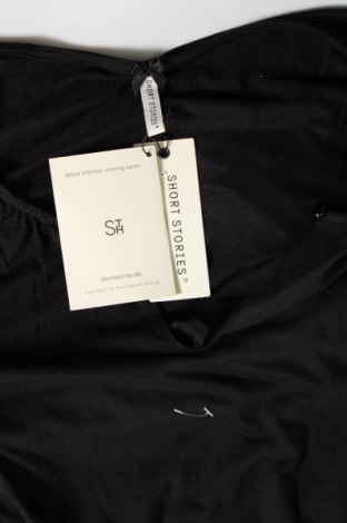 Дамска блуза Short Stories, Размер XS, Цвят Черен, Цена 19,25 лв.