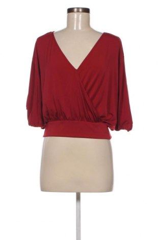 Дамска блуза Sisley, Размер XS, Цвят Червен, Цена 43,20 лв.