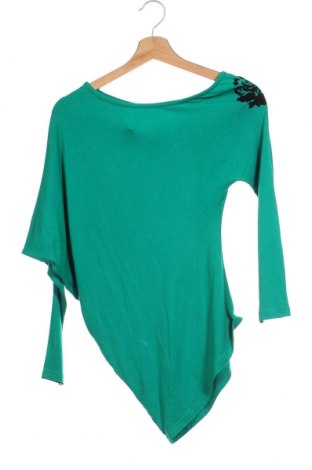 Дамска блуза Soho, Размер XS, Цвят Зелен, Цена 26,40 лв.