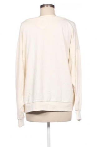 Γυναικεία μπλούζα VILA, Μέγεθος XL, Χρώμα Εκρού, Τιμή 4,95 €