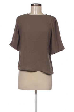 Дамска блуза Vero Moda, Размер XS, Цвят Сив, Цена 20,70 лв.