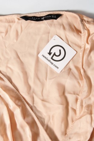 Bluză de femei Zara, Mărime S, Culoare Ecru, Preț 28,93 Lei