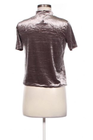 Дамска блуза Zara Trafaluc, Размер S, Цвят Сив, Цена 3,00 лв.