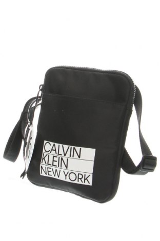 Дамска чанта Calvin Klein, Цвят Черен, Цена 67,74 лв.