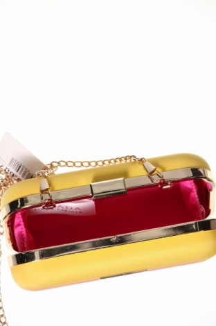 Дамска чанта Escada, Цвят Многоцветен, Цена 152,00 лв.