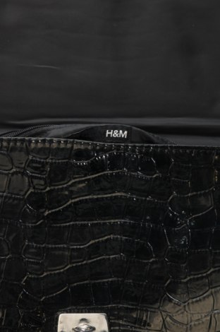 Dámská kabelka  H&M, Barva Černá, Cena  241,00 Kč