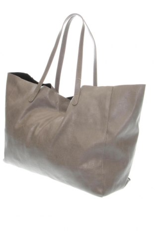 Дамска чанта H&M Divided, Цвят Сив, Цена 23,46 лв.