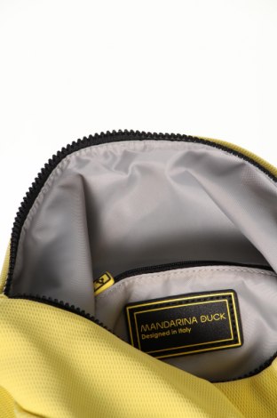 Γυναικεία τσάντα Mandarina Duck, Χρώμα Κίτρινο, Τιμή 80,11 €