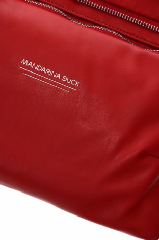 Дамска чанта Mandarina Duck, Цвят Червен, Цена 239,00 лв.