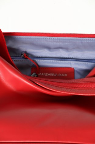 Дамска чанта Mandarina Duck, Цвят Червен, Цена 311,20 лв.