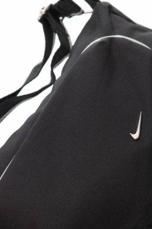 Γυναικεία τσάντα Nike, Χρώμα Μαύρο, Τιμή 39,96 €