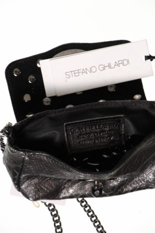 Дамска чанта Stefano Ghilardi, Цвят Сив, Цена 356,15 лв.