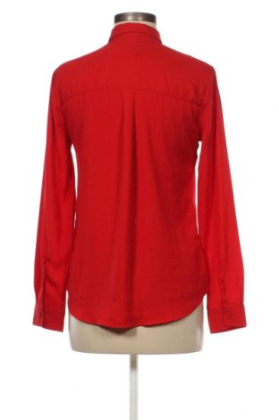 Дамска риза, Размер M, Цвят Червен, Цена 5,00 лв.