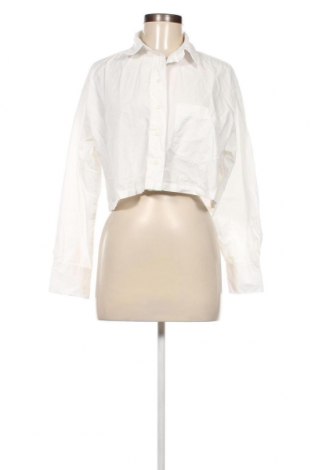 Γυναικείο πουκάμισο Bershka, Μέγεθος S, Χρώμα Λευκό, Τιμή 12,79 €