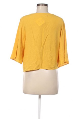 Дамска риза Bershka, Размер M, Цвят Оранжев, Цена 12,04 лв.