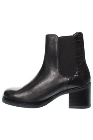 Damen Stiefeletten Andre, Größe 40, Farbe Schwarz, Preis 18,62 €