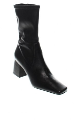 Damen Stiefeletten BOSS, Größe 38, Farbe Schwarz, Preis € 212,78