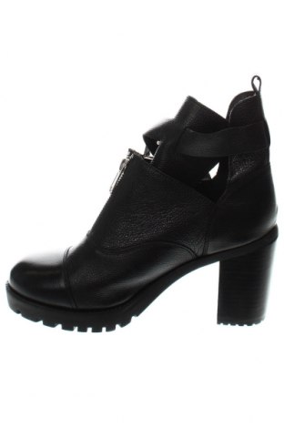 Botine de damă Bronx, Mărime 41, Culoare Negru, Preț 281,25 Lei