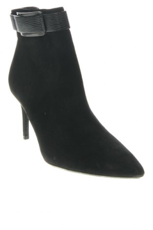 Дамски боти Calvin Klein, Размер 39, Цвят Черен, Цена 292,00 лв.