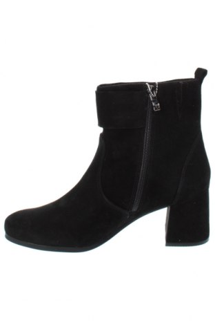 Dámské boty  Caprice, Velikost 40, Barva Černá, Cena  1 745,00 Kč