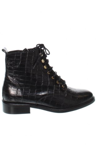 Dámské boty  Cosmoparis, Velikost 40, Barva Černá, Cena  1 870,00 Kč