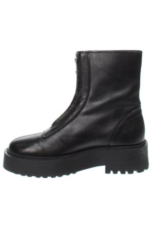 Botine de damă Edited, Mărime 37, Culoare Negru, Preț 565,79 Lei