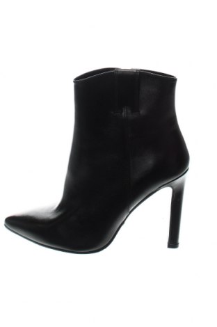 Damen Stiefeletten Gino Rossi, Größe 39, Farbe Schwarz, Preis € 72,16